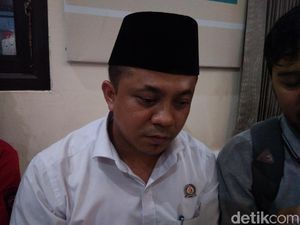 Polisi: Ada Bukti Transfer Uang Diduga Suap ke Ketua Panwaslu Garut Polisi: Ada Bukti Transfer Uang Diduga Suap ke Ketua Panwaslu Garut