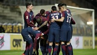 Paris Saint-Germain juga barus saja mengunci gelar Ligue 1 2017/2018 di pekan ke-33. Sepanjang musim ini PSG baru kebobolan 23 kali. (Foto: Benoit Tessier/REUTERS)