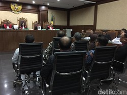 Pejabat PT Jasa Marga Akui Auditor BPK Minta Servis Karaoke