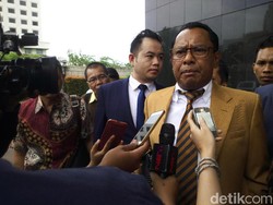 Fredrich Yunadi Beri Surat Cinta ke KPK, Ini Isinya