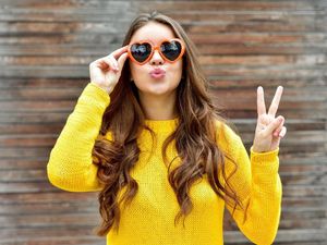 Sifat Zodiak Lahir Februari: Aquarius-Pisces Sifat Zodiak Lahir Februari: Aquarius-Pisces