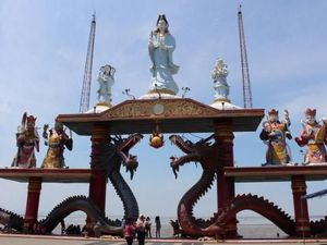 Kalau ke Pantai Kenjeran Lupa Mampir ke Sini Juga