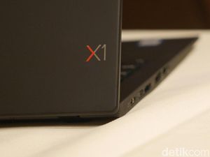 Trio Lenovo ThinkPad X1 Meluncur di CES 2018