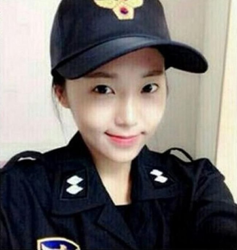 Korean police. Kim Miso. Девушки Корея полиция. Корейские полицейские девушки. Южная Корея полиция девушки.