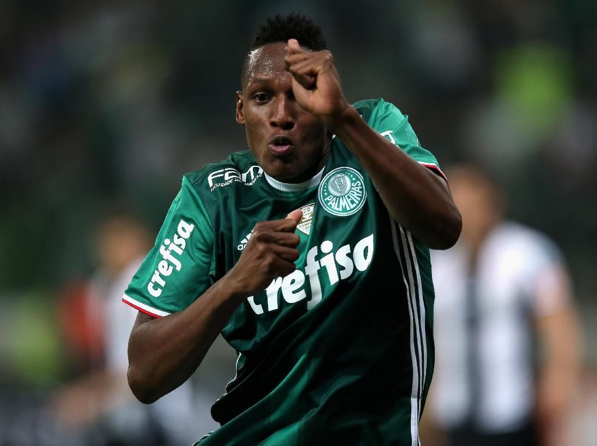 Yerry Mina baru saja diumumkan sebagai pemain baru Barcelona (Foto: Friedemann Vogel/Getty Images)