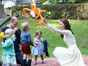 Begini Pola Asuh yang Diterapkan Pangeran William dan Kate Middleton Begini Pola Asuh yang Diterapkan Pangeran William dan Kate Middleton