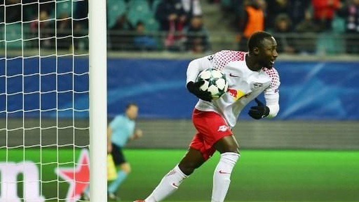 Liverpool harus mempertahankan Emre Can supaya Naby Keita bisa maksimal saat datang musim panas nanti (John MACDOUGALL/AFP) Liverpool harus mempertahankan Emre Can supaya Naby Keita bisa maksimal saat datang musim panas nanti (John MACDOUGALL/AFP)