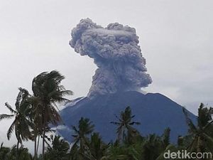 BPS: Jika Gunung Agung Tak Meletus, Kunjungan Wisman Meningkat