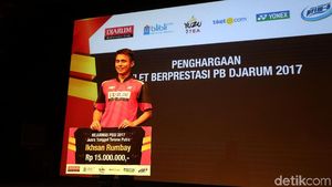 Atlet Berprestasi PB Djarum Terima Penghargaan