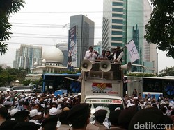 FPI Protes Facebook soal Blokir Akun Habib Rizieq sampai Khaththath