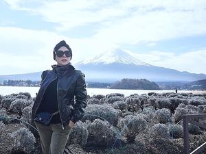Foto: Danau Cantik di Jepang yang Didatangi Syahrini