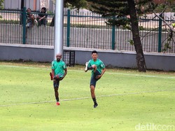 Laga ini bagi Timnas Indonesia menjadi sangat penting guna melihat perkembangan dan kemajuan Evan Dimas Cs.