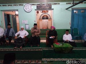 Kunjungi Ponpes di Solo, Ini Ajakan Menlu Retno Kepada Para Santri Kunjungi Ponpes di Solo, Ini Ajakan Menlu Retno Kepada Para Santri