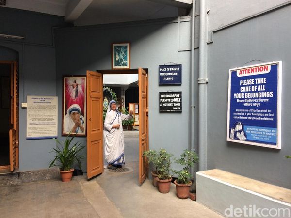Foto: Kediaman Kiblat Kemanusiaan dari Kolkata, BundaTeresa