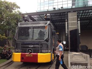 Didemo FPI, Facebook Liburkan Pegawainya? Didemo FPI, Facebook Liburkan Pegawainya?