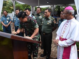 Panglima TNI Resmikan Gereja Katolik di Mabes TNI Cilangkap
