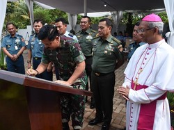 Panglima TNI Resmikan Gereja Katolik di Mabes TNI Cilangkap