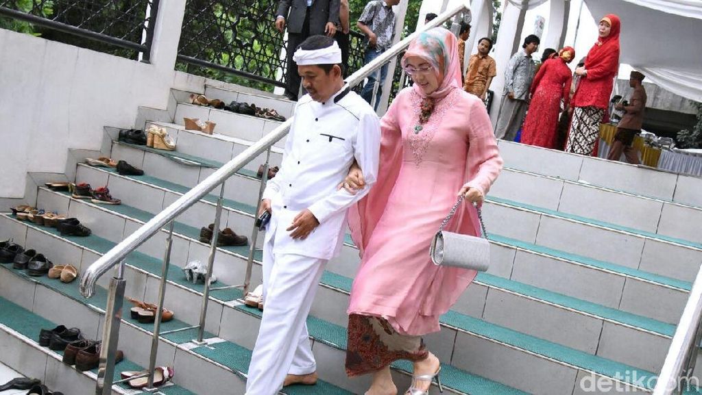 Kata Pengamat Soal Majunya Istri Dedi Mulyadi di Pilpub Purwakarta Kata Pengamat Soal Majunya Istri Dedi Mulyadi di Pilpub Purwakarta