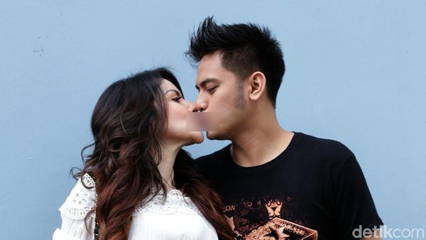 So Hot! Galih Ginanjar Cium Mesra Kumalasari