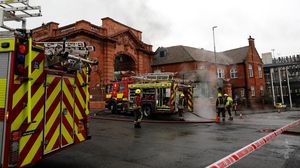 Foto: Stasiun Nottingham Kebakaran, Begini Situasi Pemadamannya