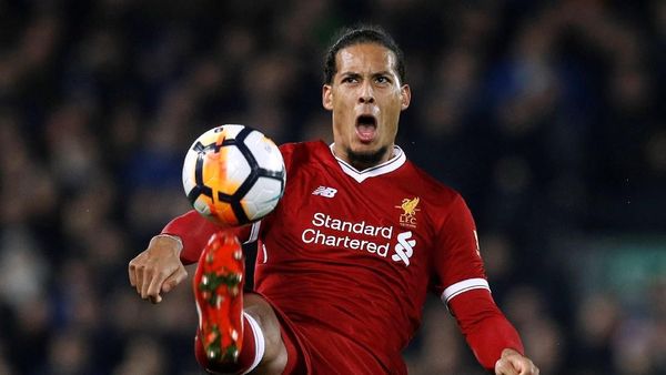 Foto: Virgil Van Dijk Diolok-olok Pakai Statistik