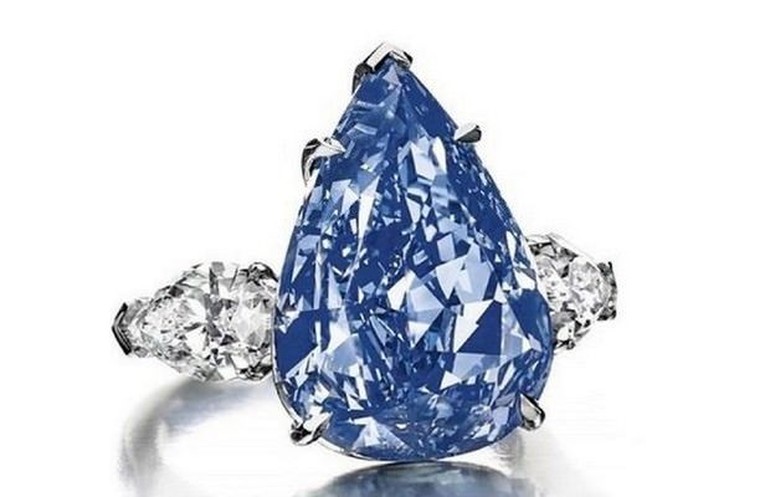 Image result for Cincin berlian biru  US$ 10 juta