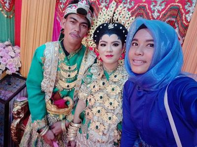 Foto: Pernikahan Pria yang Pingsan Saat Mantan Nyanyi di Resepsi