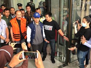 Fredrich Yunadi Resmi Ditahan KPK Fredrich Yunadi Resmi Ditahan KPK
