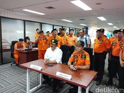 Kabasarnas Curhat Kurang Personel ke Panglima TNI