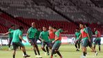 Foto: Jajal Rumput GBK, Timnas Indonesia Siap Tempur