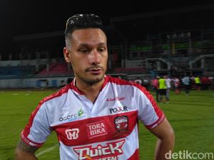 Misi Raphael Maitimo Bawa PSIM Promosi ke Liga 1 Misi Raphael Maitimo Bawa PSIM Promosi ke Liga 1