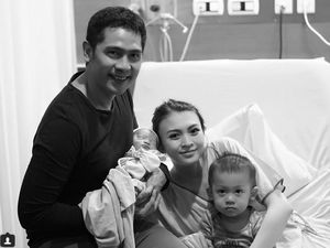 Welcome Baby Parva, Anak Kedua Adi Nugroho dan Donita! Welcome Baby Parva, Anak Kedua Adi Nugroho dan Donita!