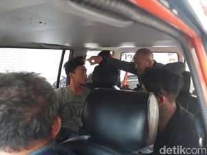 Tiga Pemuda Ini Diciduk Saat Menolak Bayar Makanan di Minimarket