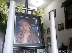 Kenangan Penyair Darmanto Jatman di Mata Sang Putra