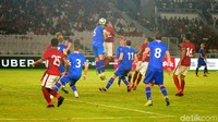 Memasuki babak kedua, permainan Indonesia menurun. Islandia membuat beberapa perubahan pemain.