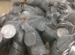 Cerita Warga Ambon Beli Motor dengan Uang Koin