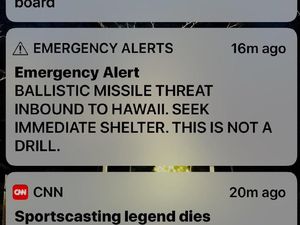 Staf Pengirim Pesan Palsu Soal Serangan Rudal di Hawaii Dipecat Staf Pengirim Pesan Palsu Soal Serangan Rudal di Hawaii Dipecat