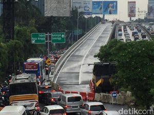 Ada Proyek LRT, Flyover Pancoran Arah Slipi Tutup Malam Hari Ada Proyek LRT, Flyover Pancoran Arah Slipi Tutup Malam Hari