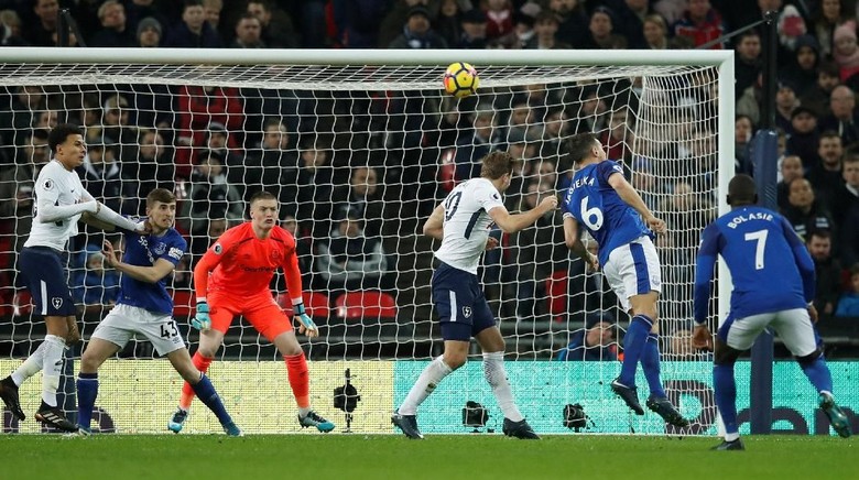 Kane Dua Gol, Tottenham Gasak Everton 4-0 Kane Dua Gol, Tottenham Gasak Everton 4-0