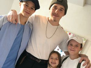 Time Flies, Anak-anak David Beckham Makin Kece Saat Besar