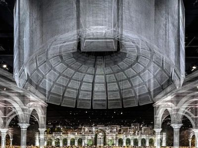 Hii...Dibuat dari Kawat, Bangunan Ini Terlihat bak Bayangan Hantu