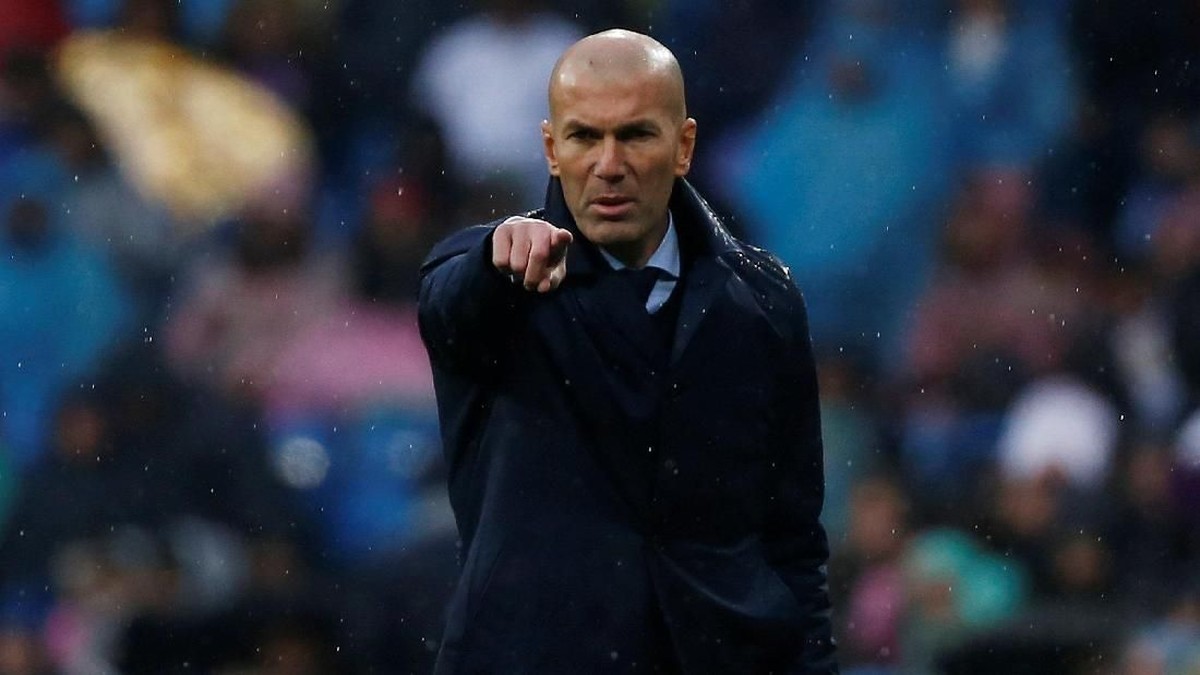 Pelatih Real Madrid Zinedine Zidane dalam ancaman pemecatan. (Foto: REUTERS/Javier Barbancho)