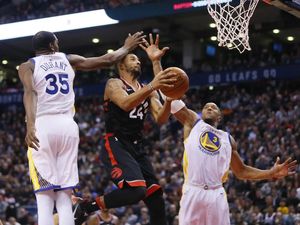 Warriors Redam Perlawanan Sengit Raptors Warriors Redam Perlawanan Sengit Raptors