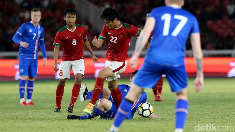 Liga 1 Tetap Bergulir Saat Piala AFF 2018 Liga 1 Tetap Bergulir Saat Piala AFF 2018