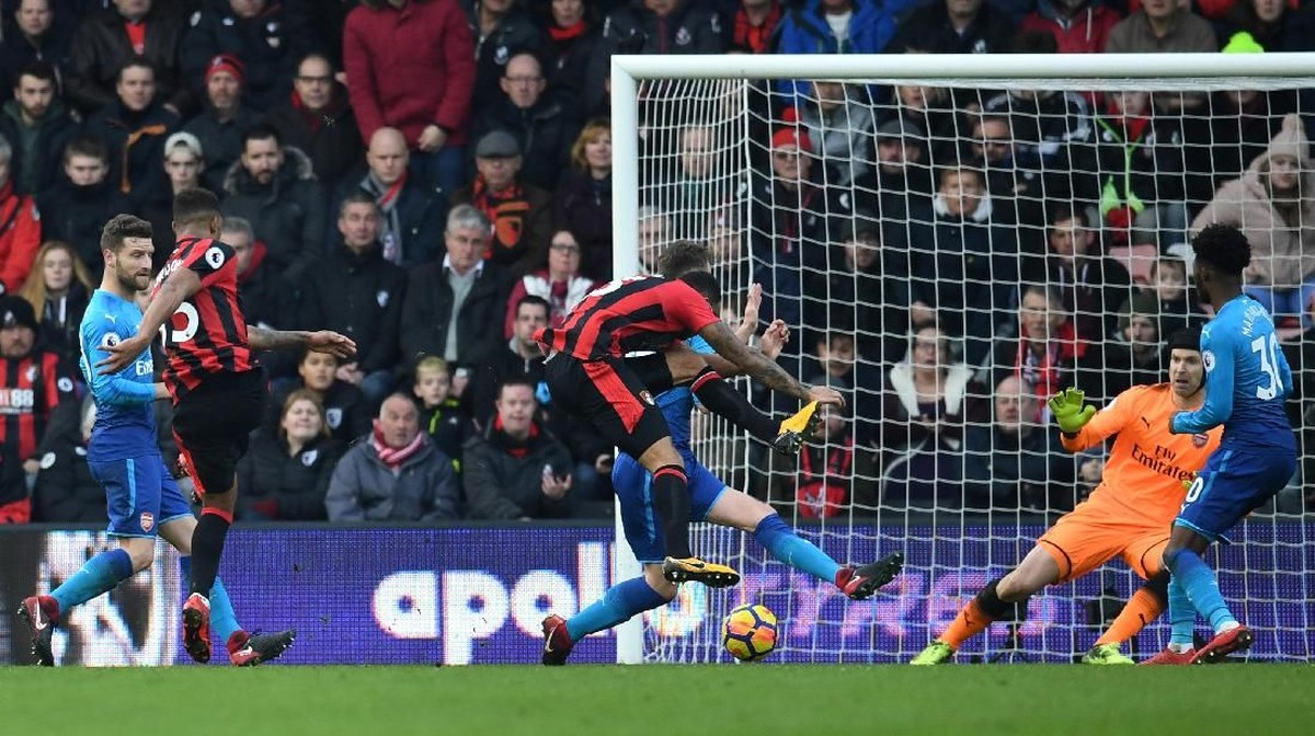 Arsenal saat ditumbangkan oleh Bournemouth (Foto: Dylan Martinez/Reuters)