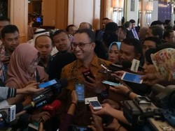 Anies Minta Konstruksi Selasar Gedung BEI Diaudit