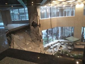 Kemungkinan Trauma Pasca Selasar BEI yang Ambruk, Ini Kata Psikolog Kemungkinan Trauma Pasca Selasar BEI yang Ambruk, Ini Kata Psikolog