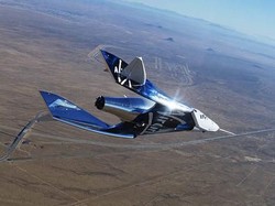 Virgin Galactic Mau Terbangkan Turis Antariksa dari Italia