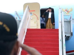 Bersarung, Jokowi akan Buka Muktamar JATMAN di Pekalongan