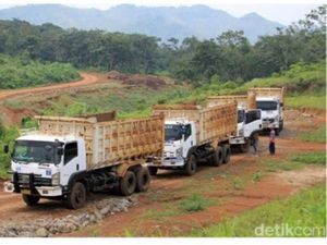 Isuzu Dukung Pembangunan Infrastruktur di Berbagai Daerah